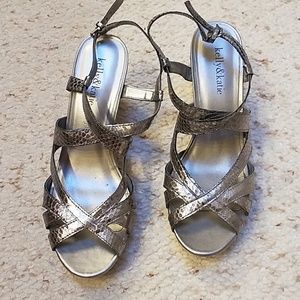 Wedge sandal by Kelly and Kate